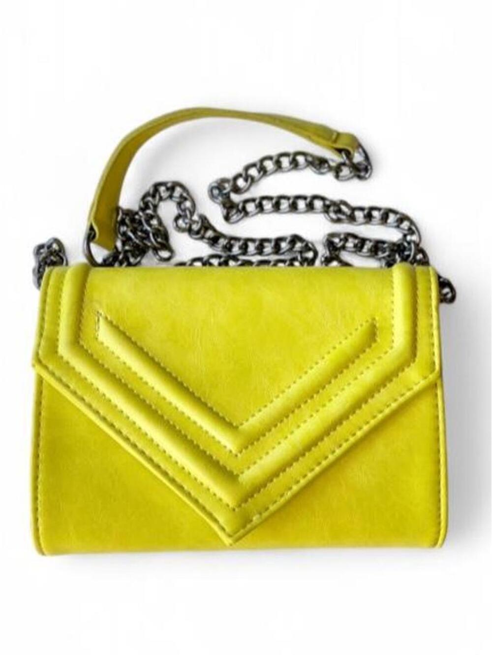 Yellow purse with removable gunmetal chain strap #chain #clutch #yellow #lulus
